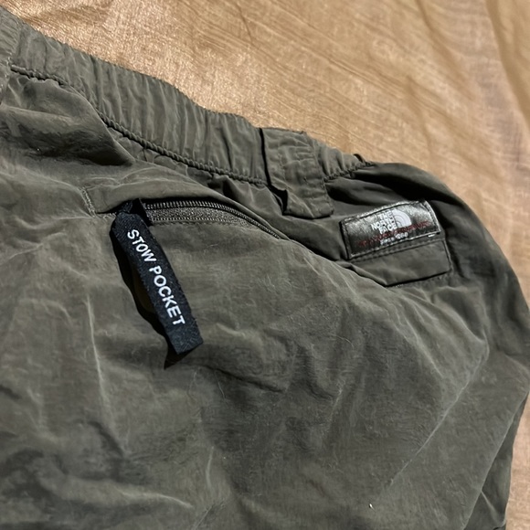 Mens TNF Cargo Camping Shorts - Picture 5 of 5